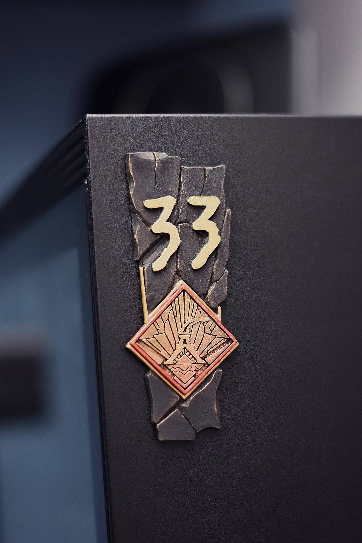 Clair Obscur: Expedition 33 style hand made and painted logo badge/magnet.